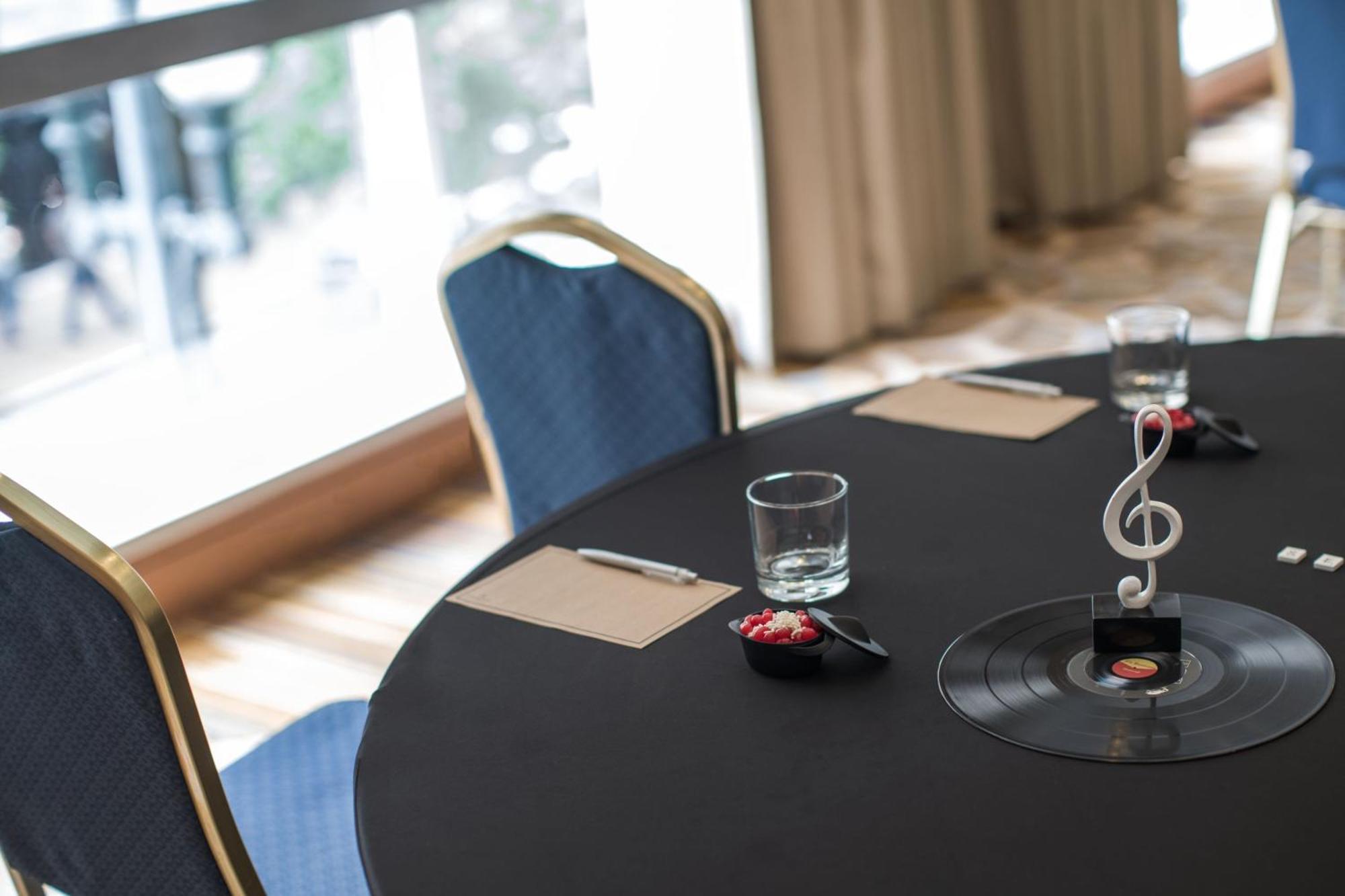 Renaissance New Orleans Pere Marquette French Quarter Area Hotel Экстерьер фото