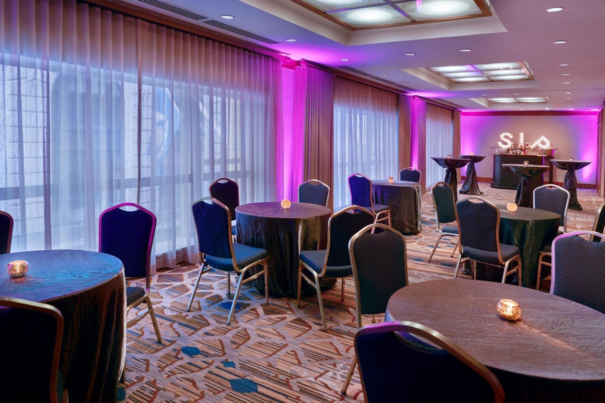 Renaissance New Orleans Pere Marquette French Quarter Area Hotel Экстерьер фото