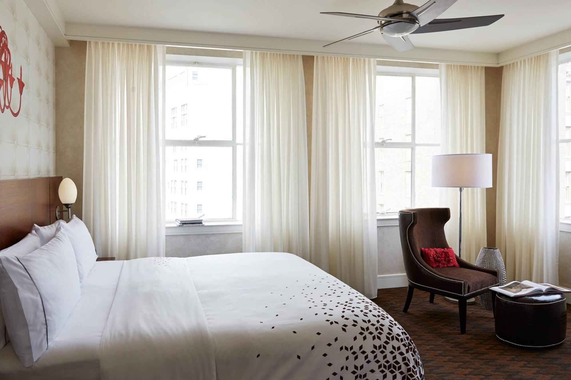 Renaissance New Orleans Pere Marquette French Quarter Area Hotel Экстерьер фото