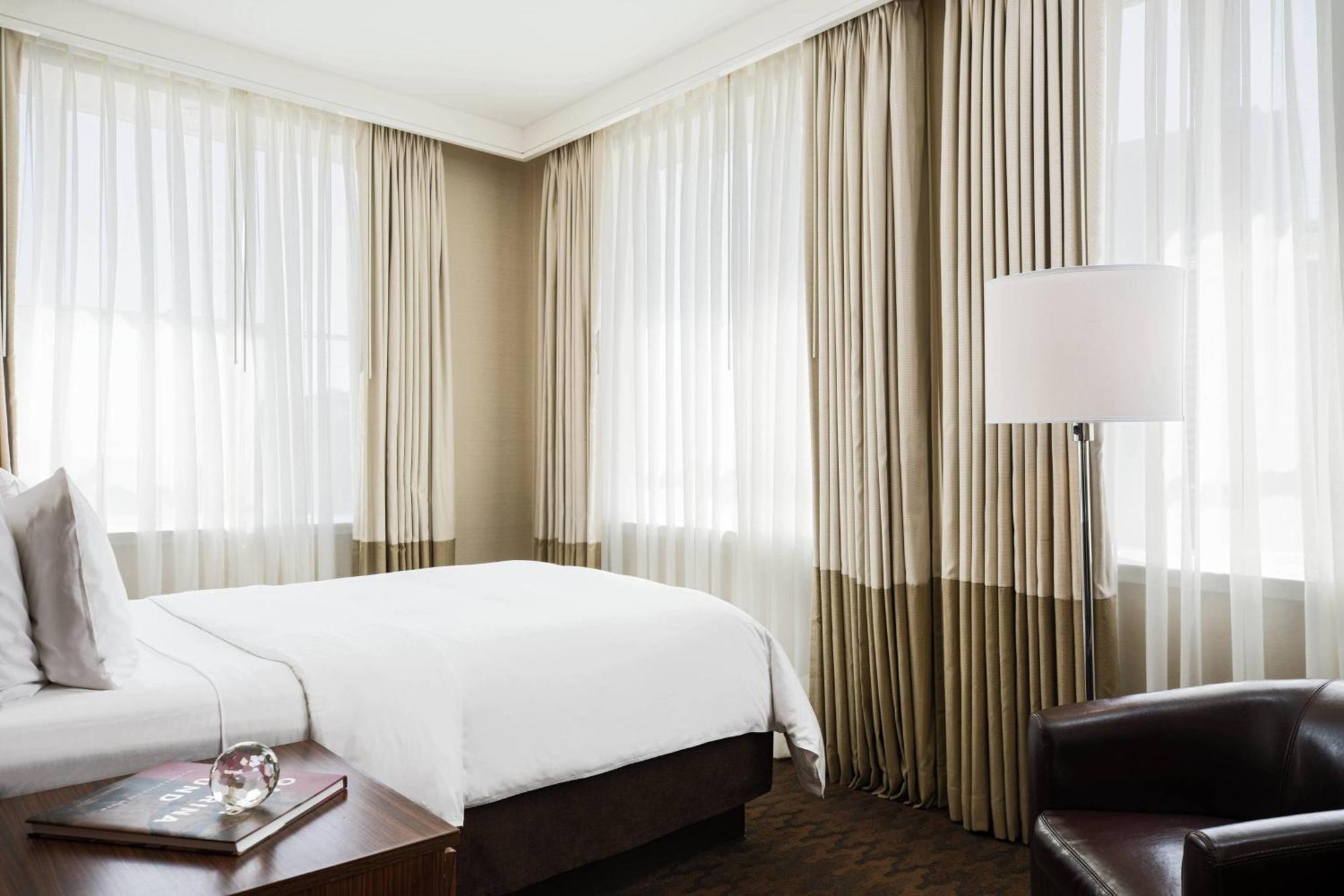 Renaissance New Orleans Pere Marquette French Quarter Area Hotel Экстерьер фото