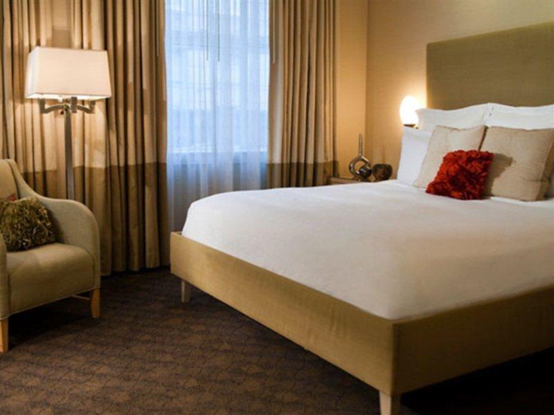 Renaissance New Orleans Pere Marquette French Quarter Area Hotel Экстерьер фото